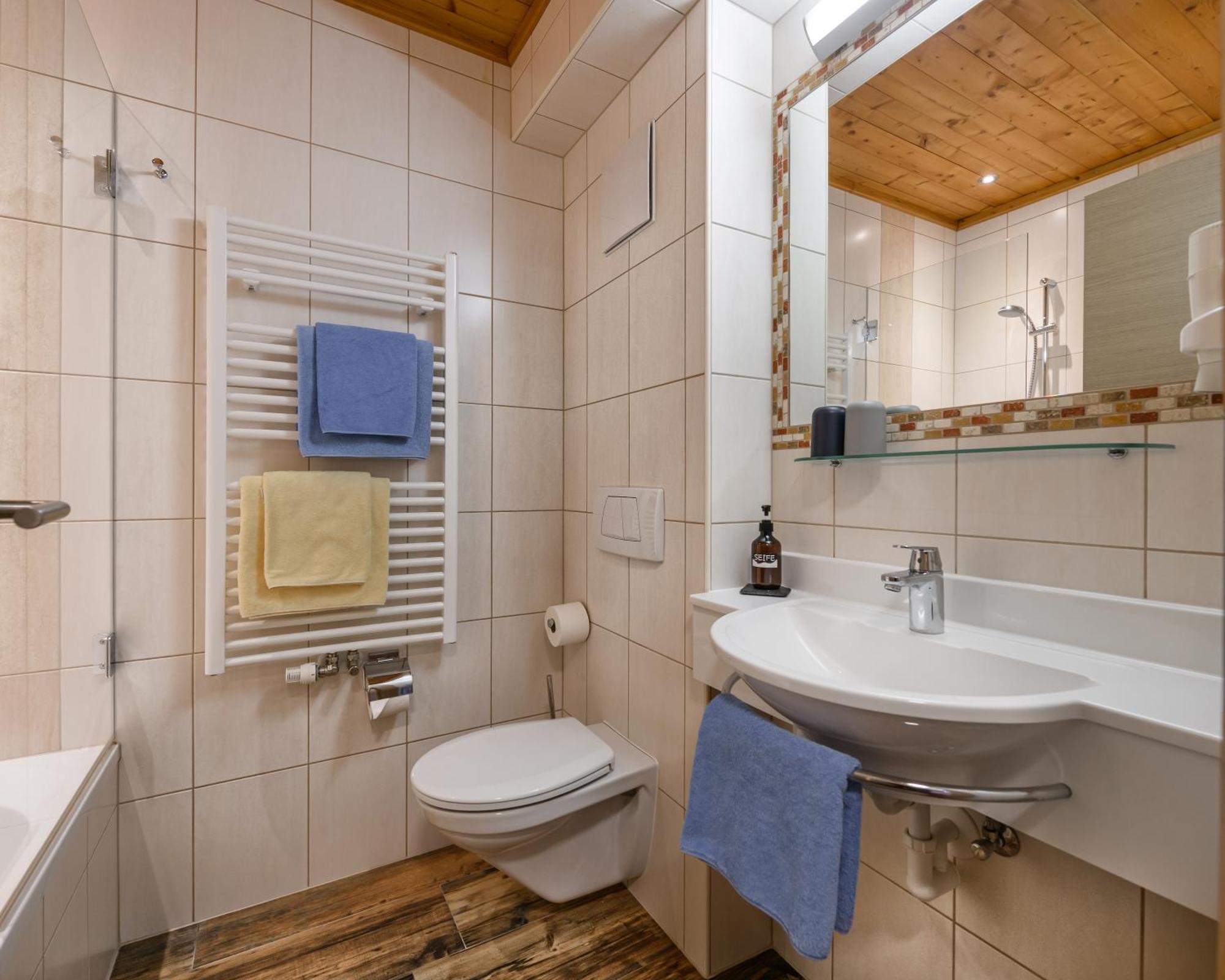 Ferienhaus Birgit - Inklusive Eintritt Alpentherme Bad Hofgastein Ngoại thất bức ảnh