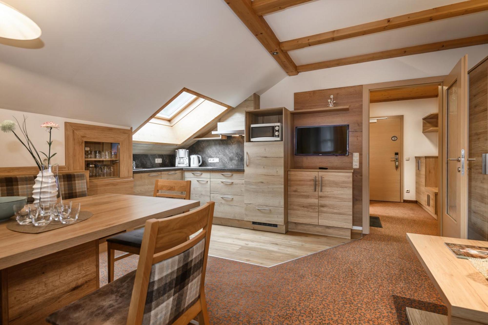 Ferienhaus Birgit - Inklusive Eintritt Alpentherme Bad Hofgastein Ngoại thất bức ảnh