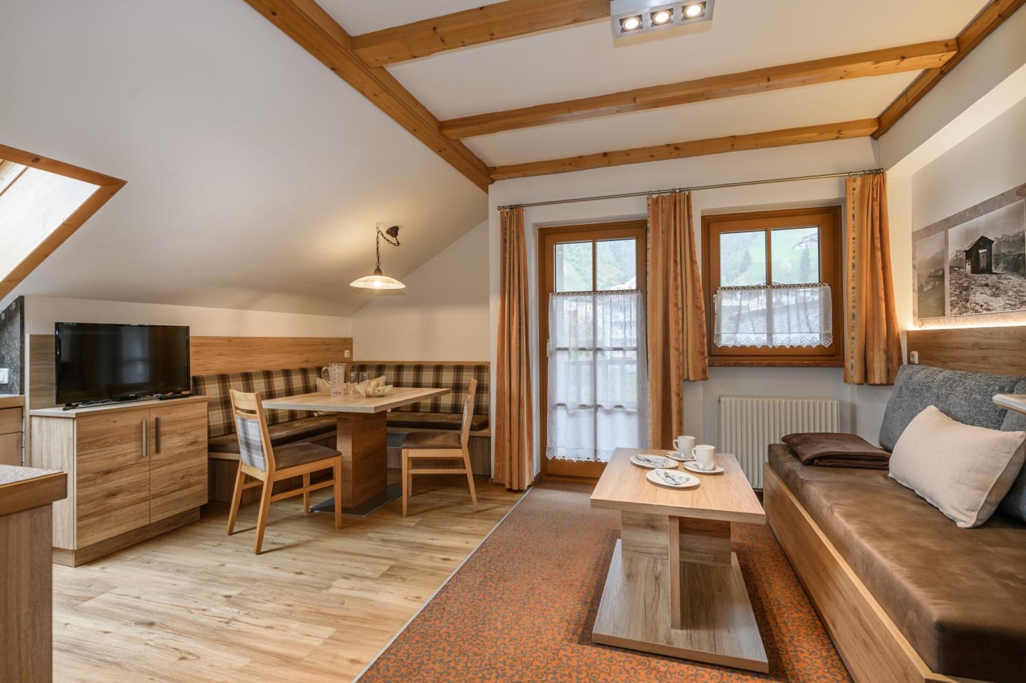 Ferienhaus Birgit - Inklusive Eintritt Alpentherme Bad Hofgastein Ngoại thất bức ảnh
