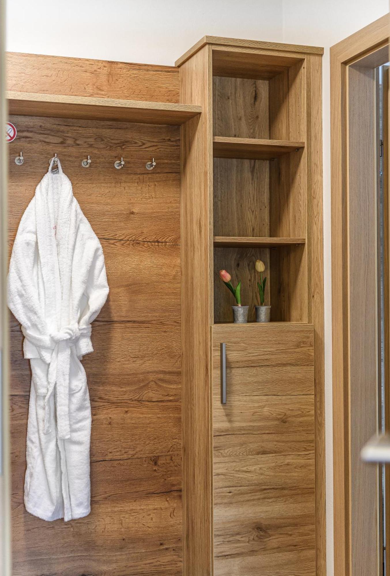 Ferienhaus Birgit - Inklusive Eintritt Alpentherme Bad Hofgastein Ngoại thất bức ảnh
