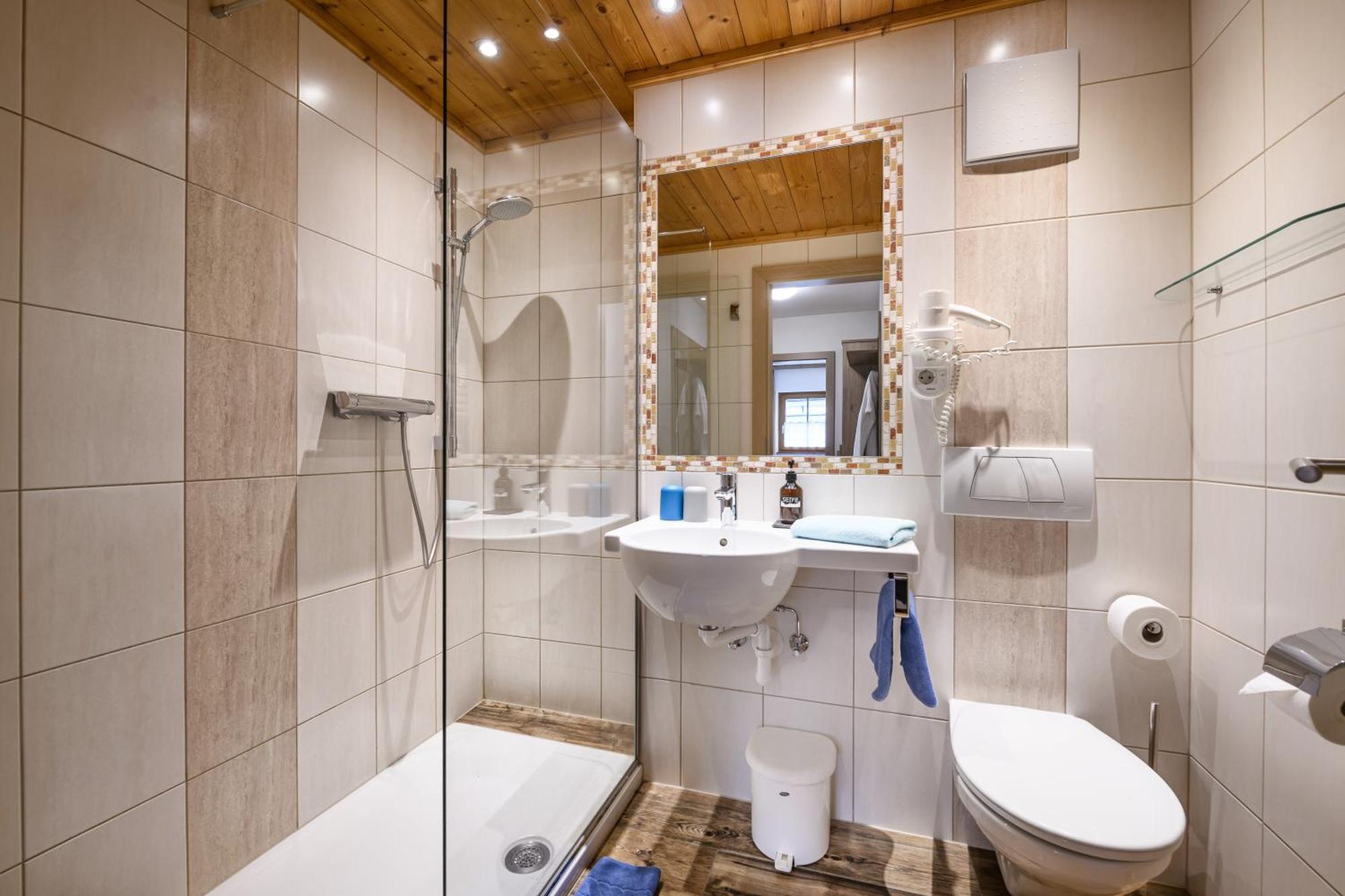 Ferienhaus Birgit - Inklusive Eintritt Alpentherme Bad Hofgastein Ngoại thất bức ảnh