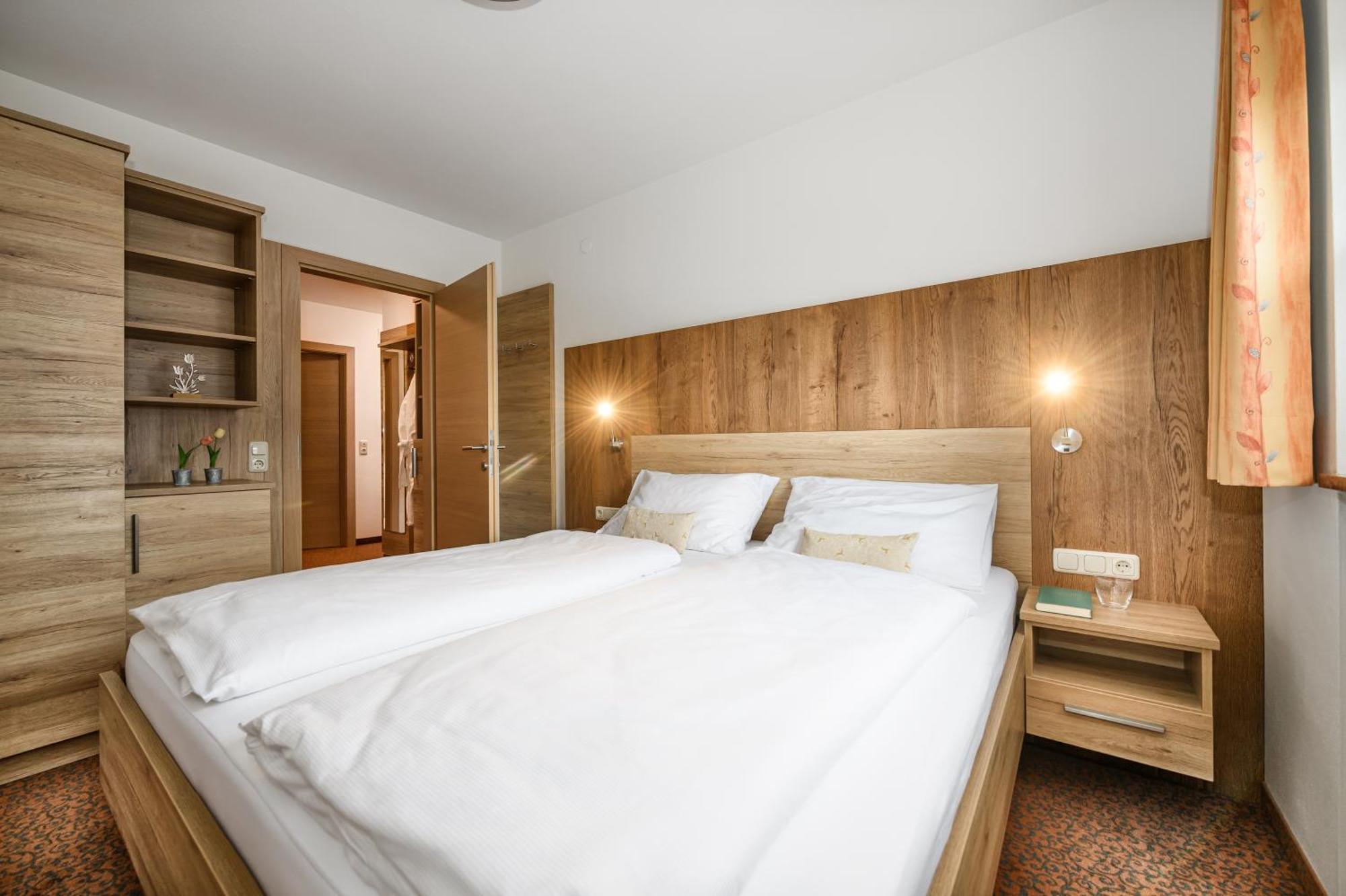 Ferienhaus Birgit - Inklusive Eintritt Alpentherme Bad Hofgastein Ngoại thất bức ảnh