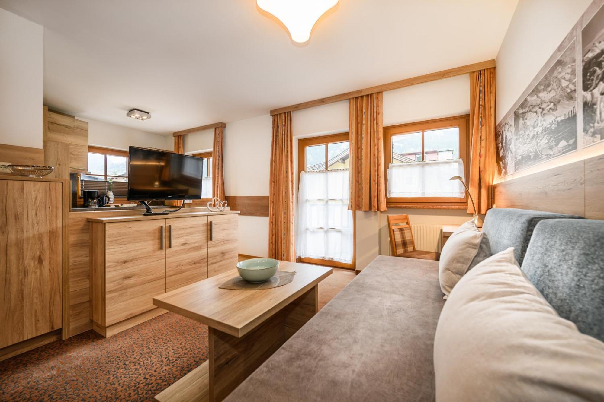 Ferienhaus Birgit - Inklusive Eintritt Alpentherme Bad Hofgastein Ngoại thất bức ảnh