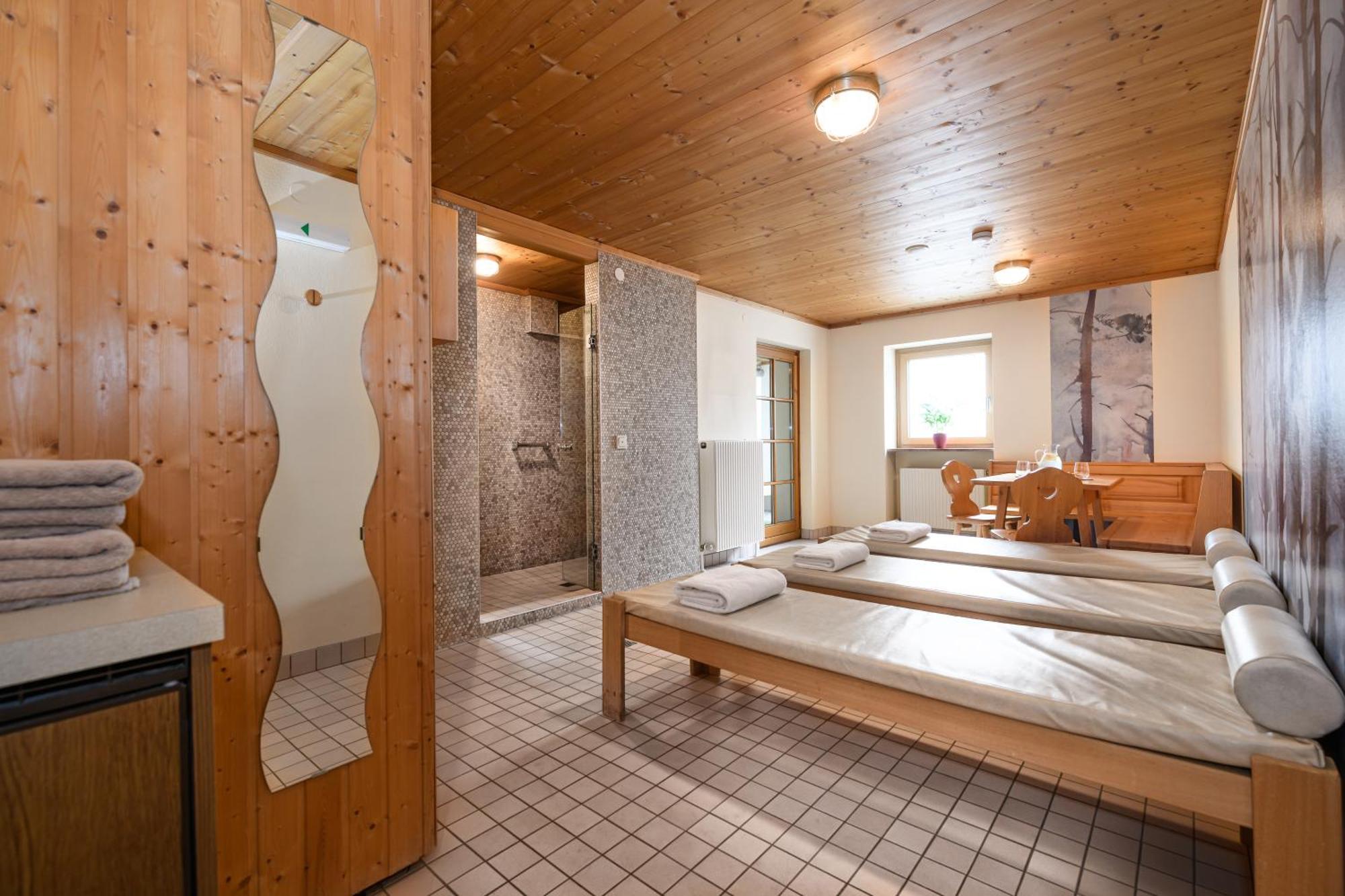 Ferienhaus Birgit - Inklusive Eintritt Alpentherme Bad Hofgastein Ngoại thất bức ảnh