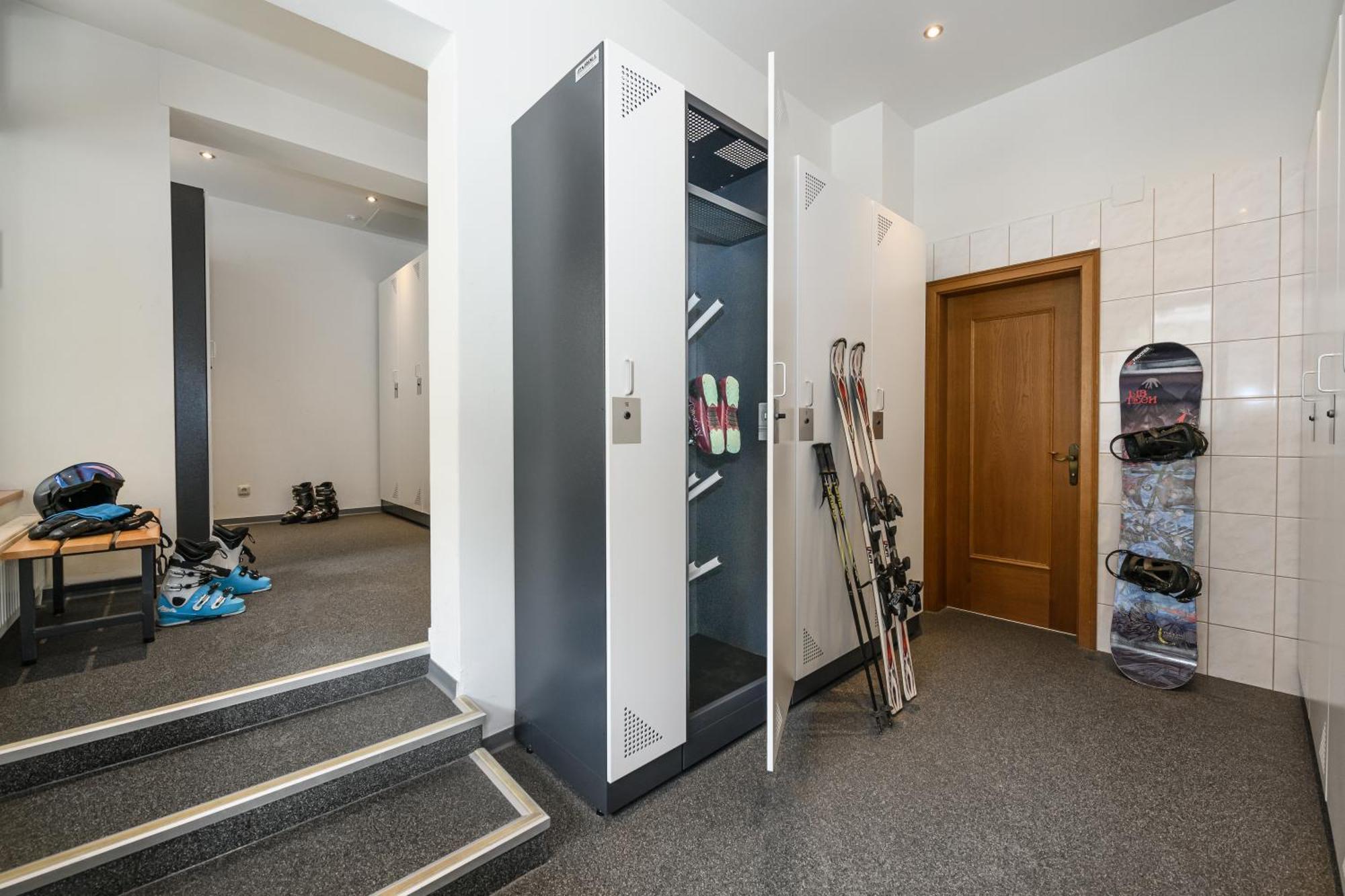 Ferienhaus Birgit - Inklusive Eintritt Alpentherme Bad Hofgastein Ngoại thất bức ảnh